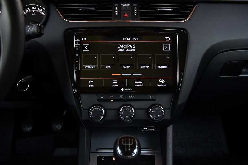 Škoda Octavia 1.6 TDi CR,VÝHŘEV,TEMP,ALU,1.M - fotka 17 z 42