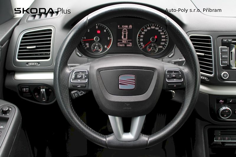 Seat Alhambra (2015) Style 2.0 TDI / 103 kW 4x4 6°M - fotka 16 z 20