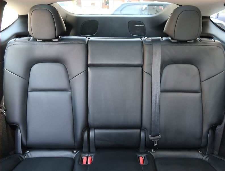 Tesla Model Y (2022) Performance 79kWh, SoH 92% - fotka 10 z 26