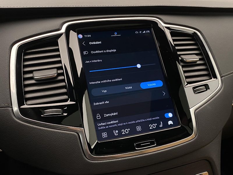 Volvo XC90 B5 AWD BRIGHT ULTRA REZERVACE - fotka 52 z 66