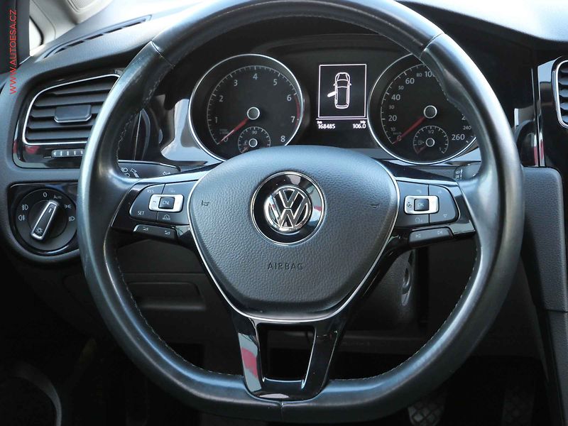 Volkswagen Golf (2013) 1.4TSi, Bixenon, AC - fotka 13 z 18