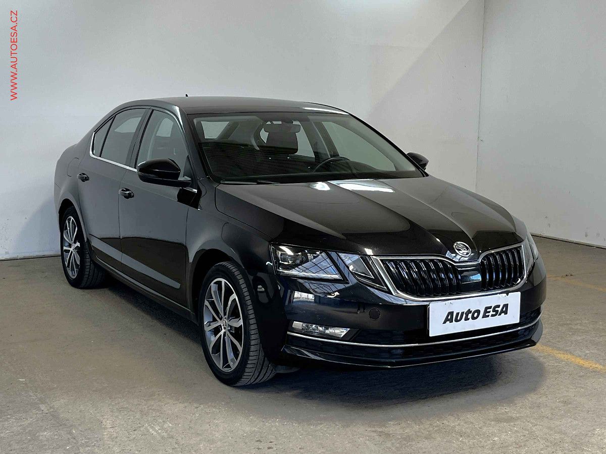 Škoda Octavia 2.0 TSi, ČR, Style, DSG, LED