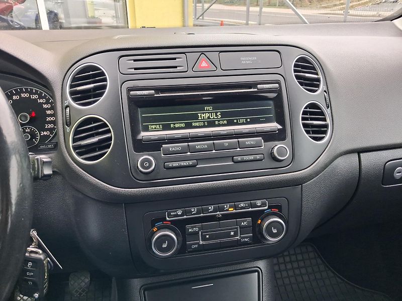 Volkswagen Golf Plus (2013) 1,2TSi SERVISKA NOVÁ STK ! - fotka 25 z 46