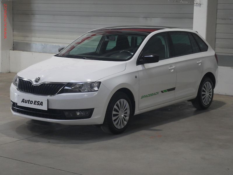 Škoda Rapid (2014) 1.2 TSI, Panorama - fotka 3 z 18