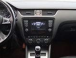 Škoda Octavia (2013) 1.4 TSI, Serv.kniha, Kůže - náhled 12