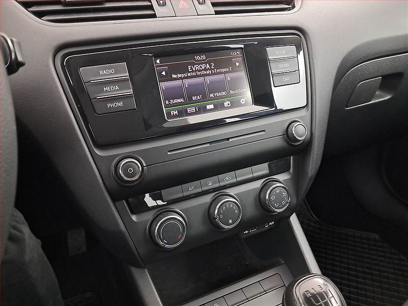Škoda Octavia (2015) 1.4 TSI CNG, ČR,1.maj - fotka 12 z 14