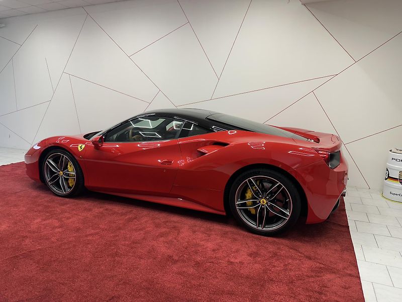 Ferrari 488 (2018) GTB*LIFT*CAMERA*QUIO*DPH*CORSA - fotka 3 z 13