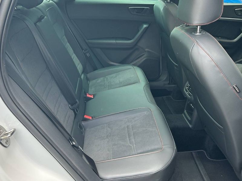 Seat Ateca (2022) 2.0 TDI 7DSG FR - fotka 6 z 31
