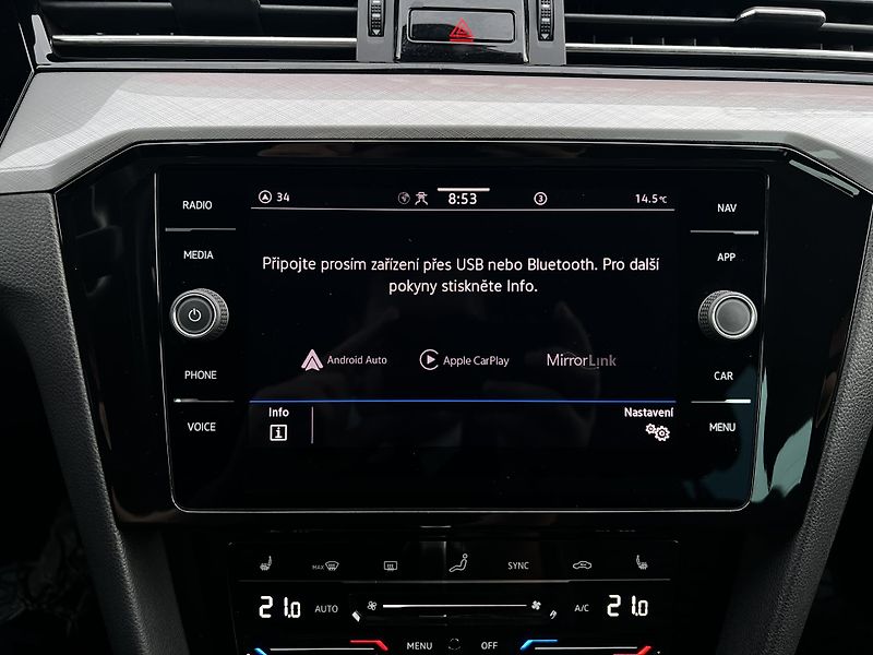 Volkswagen Passat 2.0TDI DSG Kůže Virtual TZ DPH - fotka 16 z 28