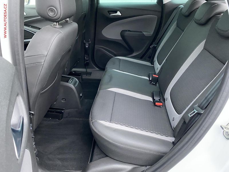 Opel Crossland X (2020) 1.5CDTi, Ultimate, +ALU - fotka 10 z 20