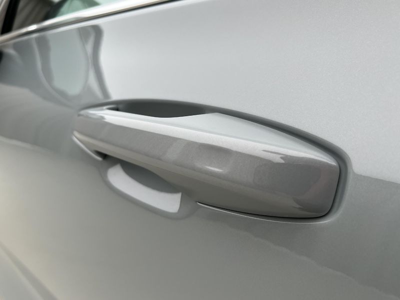 Volvo V60 (2026) T8 BRIGHT PLUS AUT - fotka 17 z 45