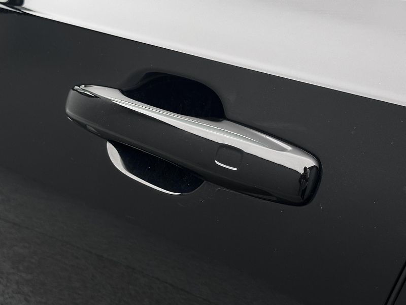 Volvo S90 T6 AWD MOMENTUM AUT 1.maj - fotka 17 z 53