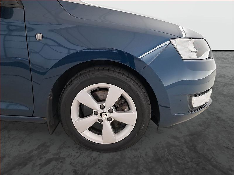 Škoda Rapid (2013) Ambition 1.2 TSI, Serv.kniha - fotka 15 z 17