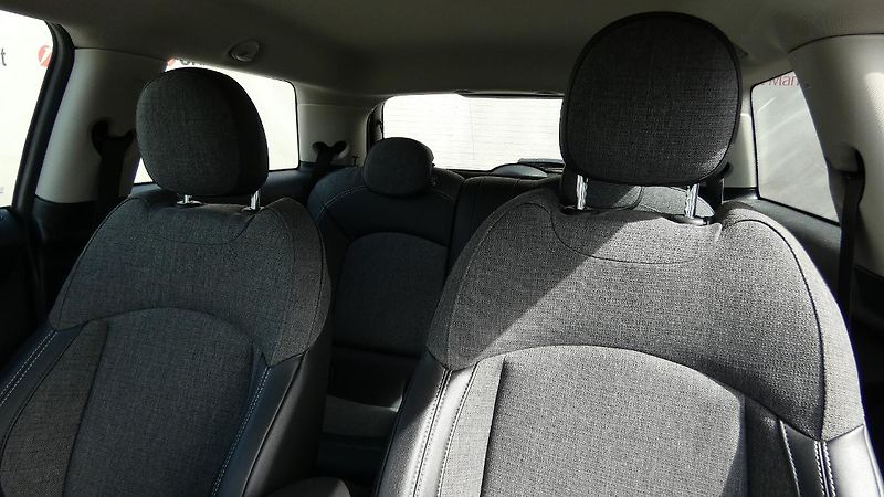Mini Cooper 1.5T  5dv - fotka 7 z 22