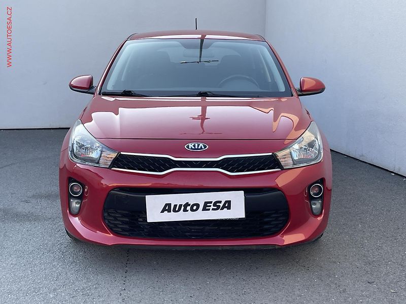Kia Rio (2017) 1.2i, ČR, AC, tempo - fotka 2 z 19