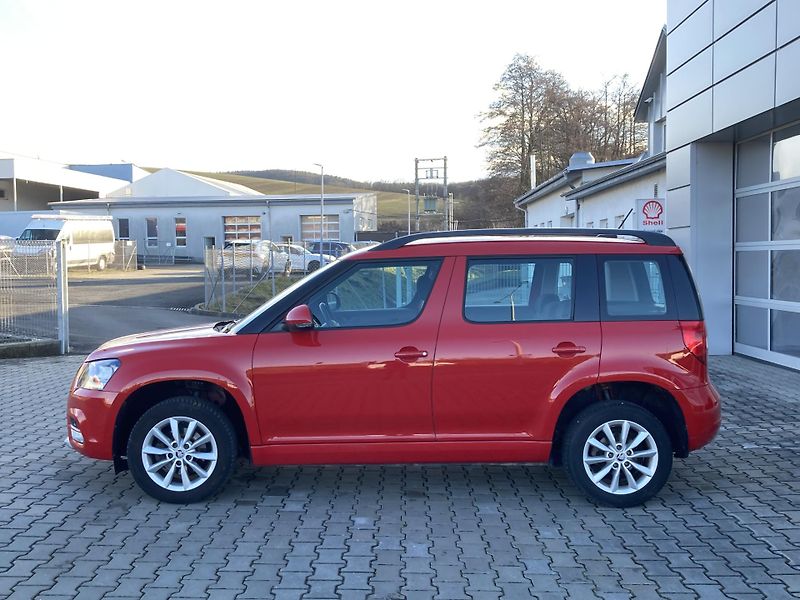 Škoda Yeti (2015) 1.2 tsi dsg ACTIVE - fotka 2 z 32