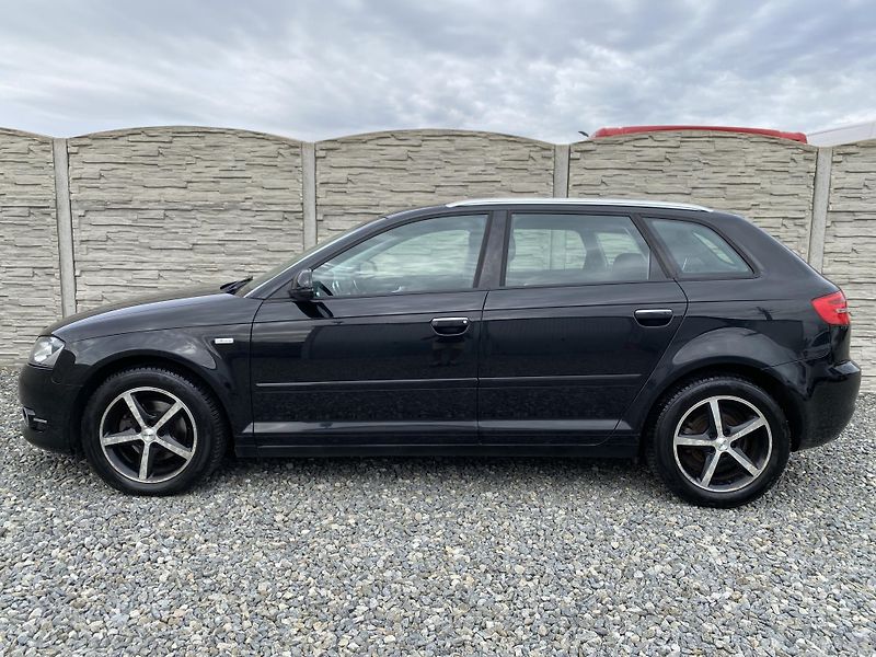 Audi A3 1.6TDi 105PS S-TRON 150TKM CZ! - fotka 1 z 150