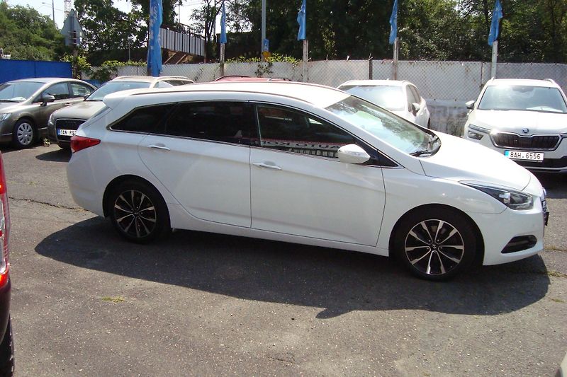 Hyundai i40 (2017) 1.7 CRDi 16V, AUT - fotka 8 z 62