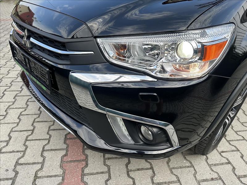 Mitsubishi ASX 1,6 EDITION 100+ TOP - fotka 24 z 27