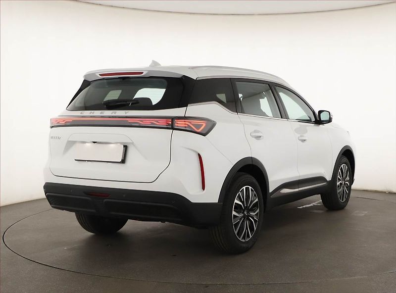 Chery Tiggo 7 (2026) 1.6 TGDI, LUXURY, Ad. tempomat - fotka 5 z 17