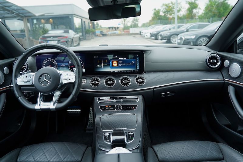 Mercedes-Benz Třídy E E 53 AMG 4Matic+/440PS - fotka 29 z 50