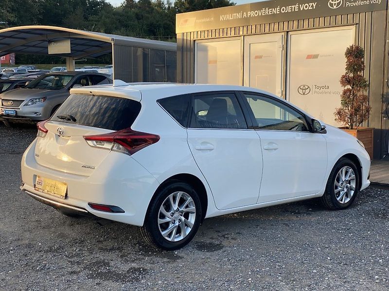Toyota Auris 1.6i, ČR, Trend+, záruka - fotka 7 z 19