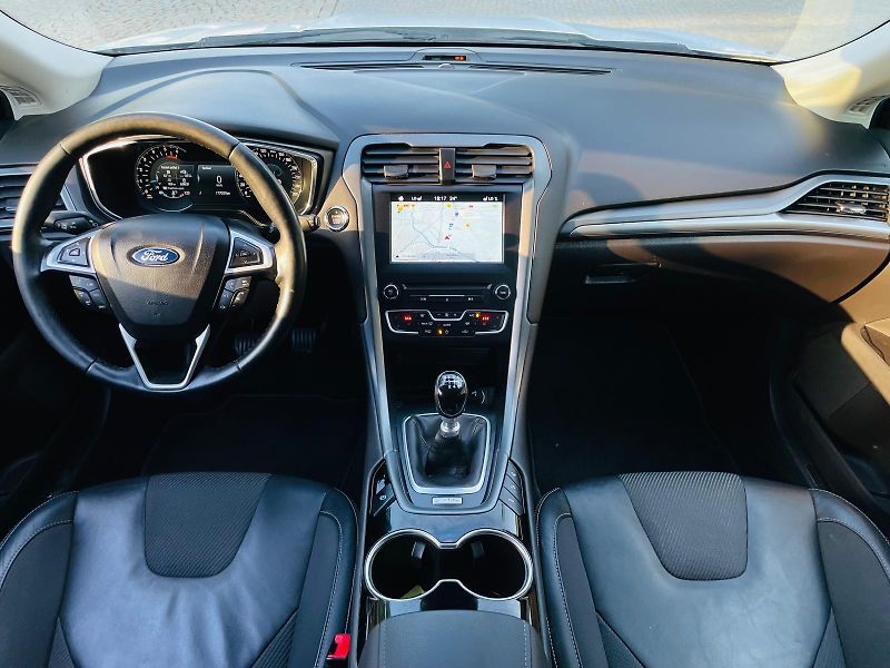 Ford Mondeo 2.0TDCi MAN VÝHŘEV SENZORY LED - fotka 24 z 46