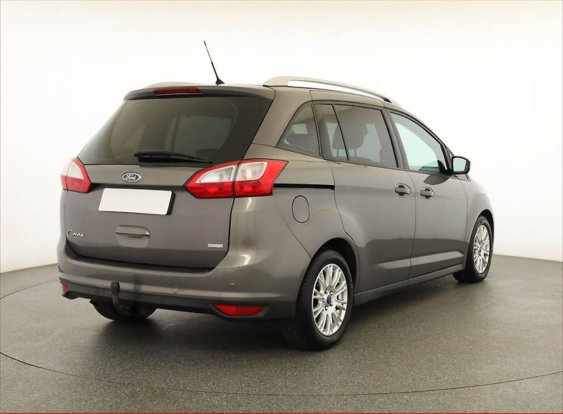 Ford Grand C-MAX (2015) Trend 1.0 EcoBoost, Tempomat - fotka 5 z 17