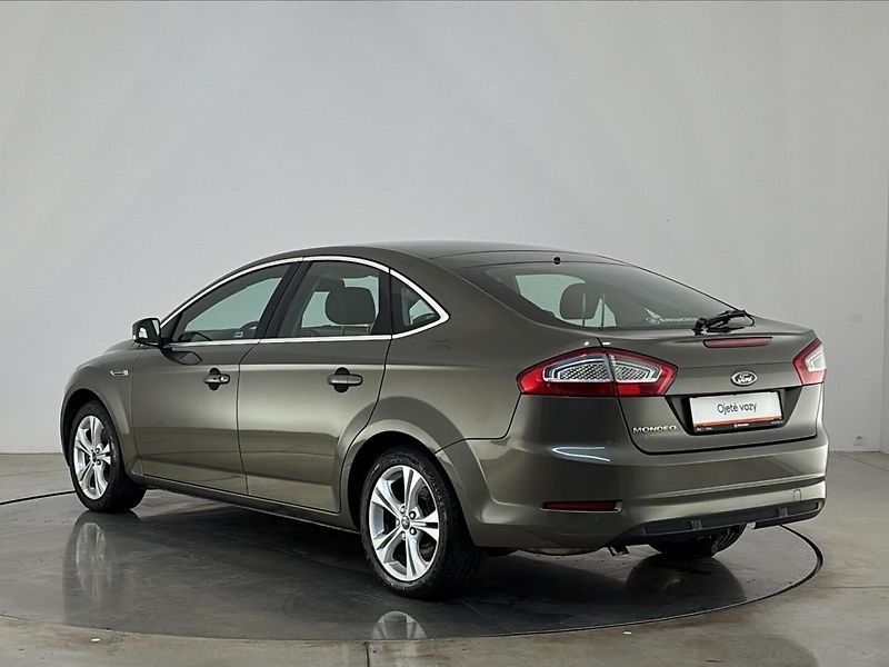 Ford Mondeo Titanium - fotka 15 z 28