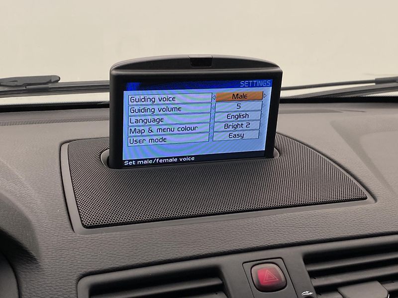 Volvo XC90 D5 AWD SPORT REZERVACE - fotka 33 z 42