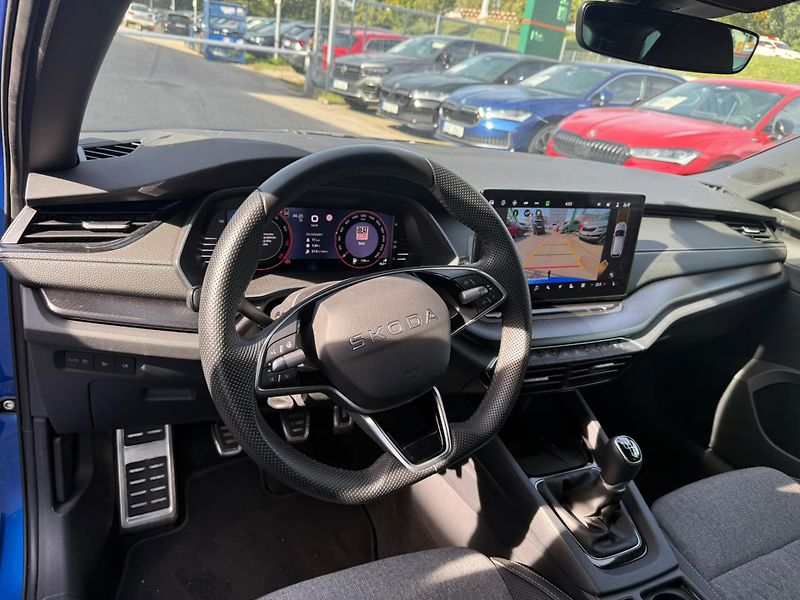 Škoda Octavia Sportline 1.5 TSI 110kw Combi - fotka 10 z 29
