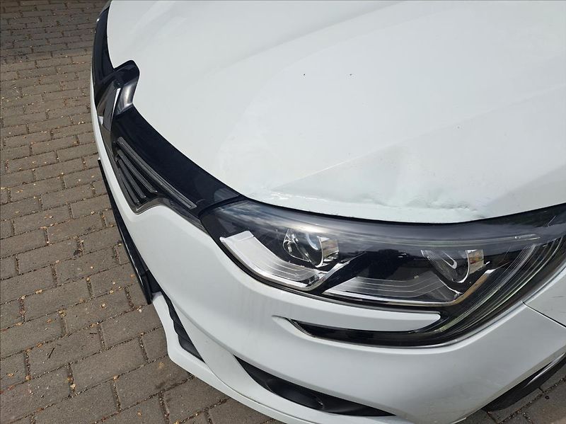 Renault Mégane 1,6 i LPG - fotka 13 z 37