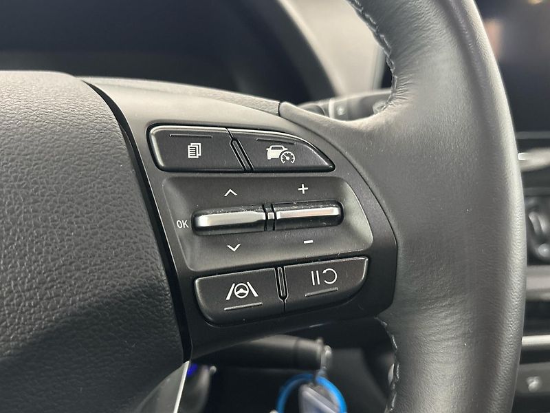 Hyundai i30 Smart DCT - fotka 22 z 26
