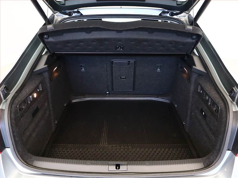 Škoda Superb (2016) Style Plus 2.0 TDI, Automat - fotka 12 z 25