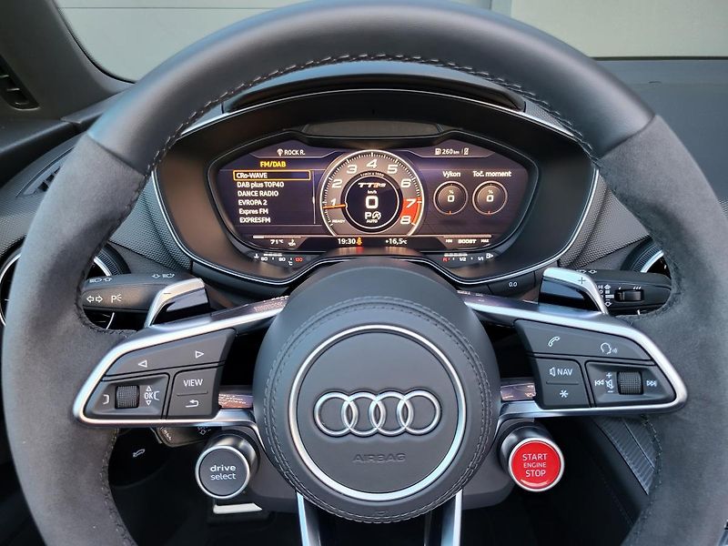Audi TT RS (2022) ROADSTER | MATRIX - fotka 29 z 40