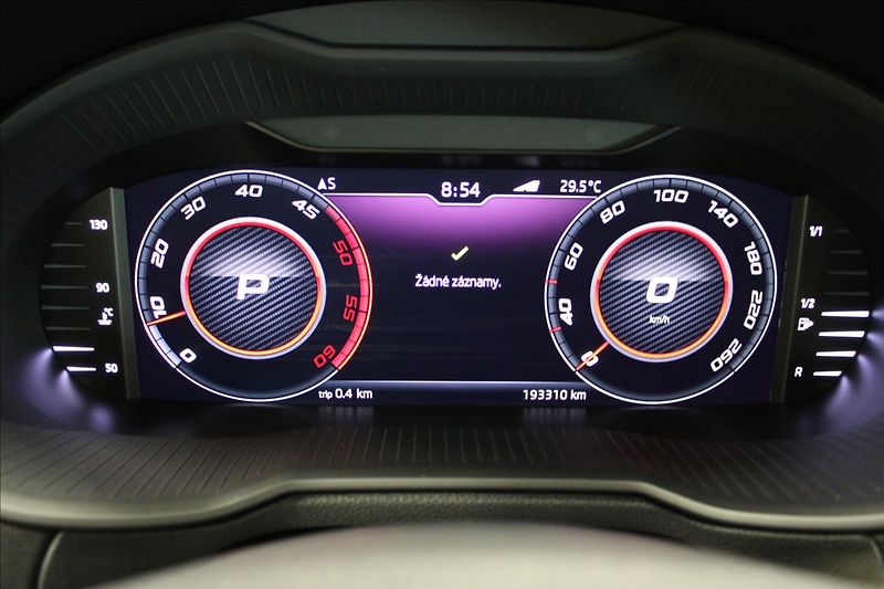 Škoda Octavia 2,0 TDI RS 4x4 DSG TOP VIRTUAL - fotka 23 z 38