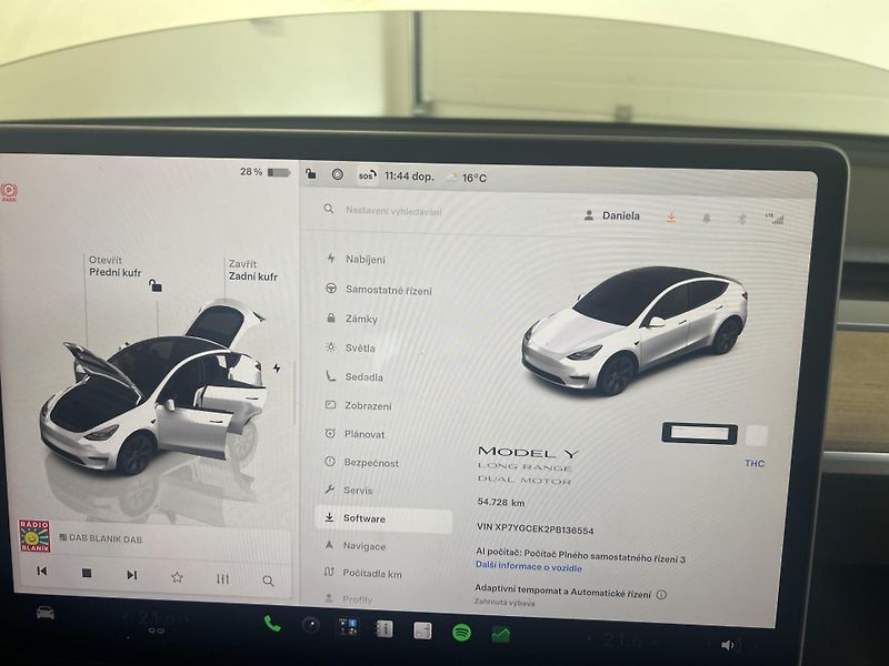Tesla Model Y LONG RANGE DUAL MOTOR TZ 94,1% - fotka 6 z 6