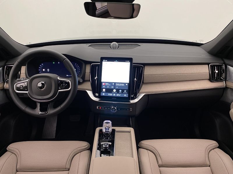Volvo XC90 (2026) B5 AWD AUT DARK PLUS 7míst - fotka 2 z 70