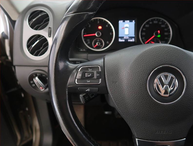Volkswagen Tiguan (2013) 2.0 TDI, 4X4, Automat - fotka 18 z 22