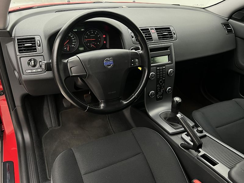 Volvo S40 CZ PARK. SENZORY - fotka 4 z 33