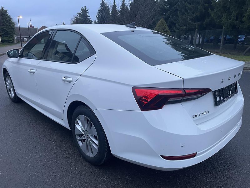 Škoda Octavia (2021) 1.5 Tsi 110 kw Ambition  - fotka 4 z 26