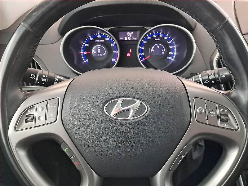 Hyundai ix35 (2015) 1.6 GDI, Serv.kniha, Kůže - fotka 17 z 18