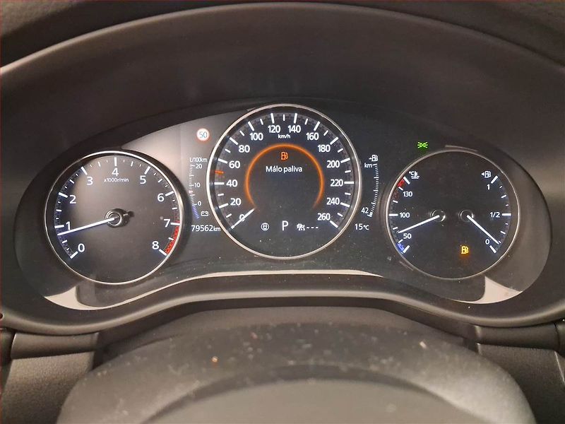 Mazda 3 (2021) 2.0 e-Skyactiv X - fotka 11 z 23