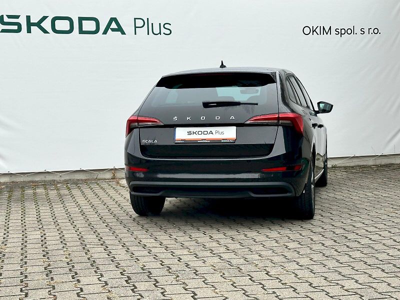 Škoda Scala (2022) 1.0 TSI 81kW Tour - fotka 2 z 25