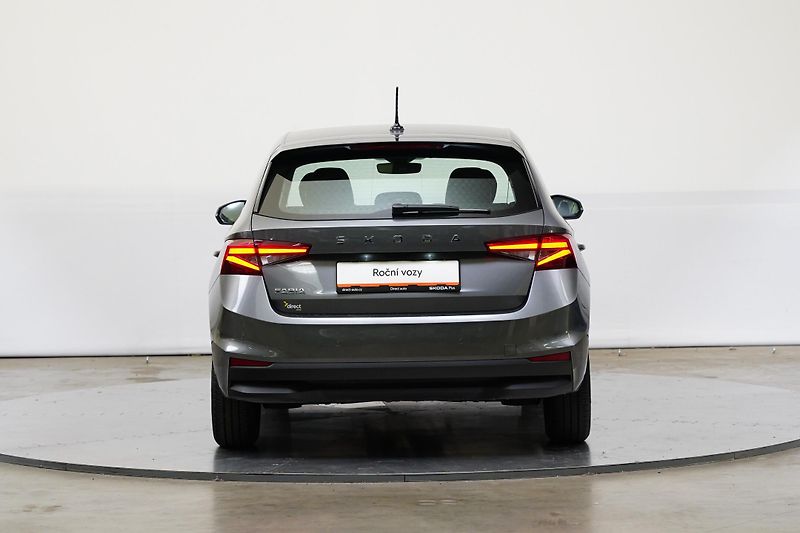 Škoda Fabia - fotka 6 z 31