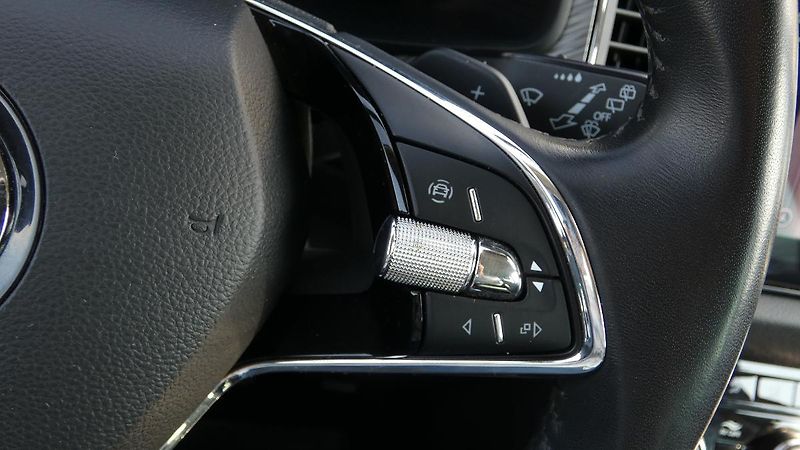 Škoda Kodiaq 2.0 TDI 110 kW Style 4x4 DSG - fotka 13 z 25