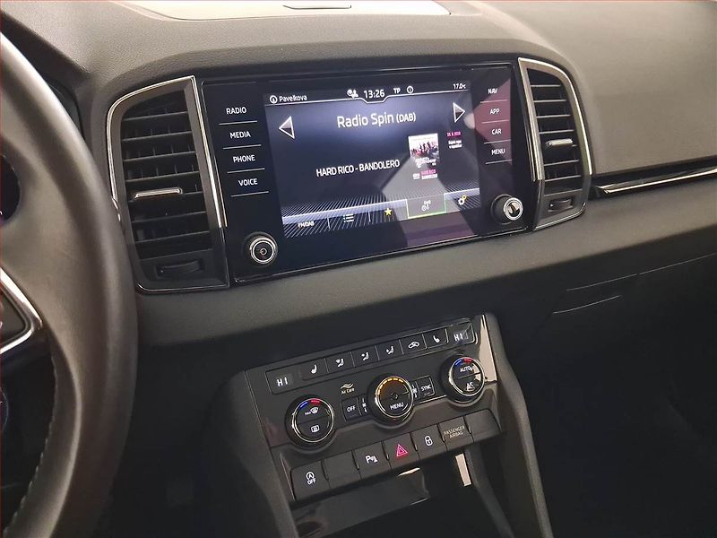 Škoda Karoq (2021) Style 1.5 TSI - fotka 12 z 22