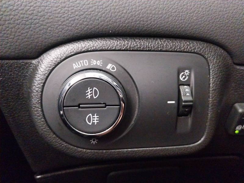 Opel Zafira (2017) 1.4 Turbo, LPG, Automat - fotka 20 z 22