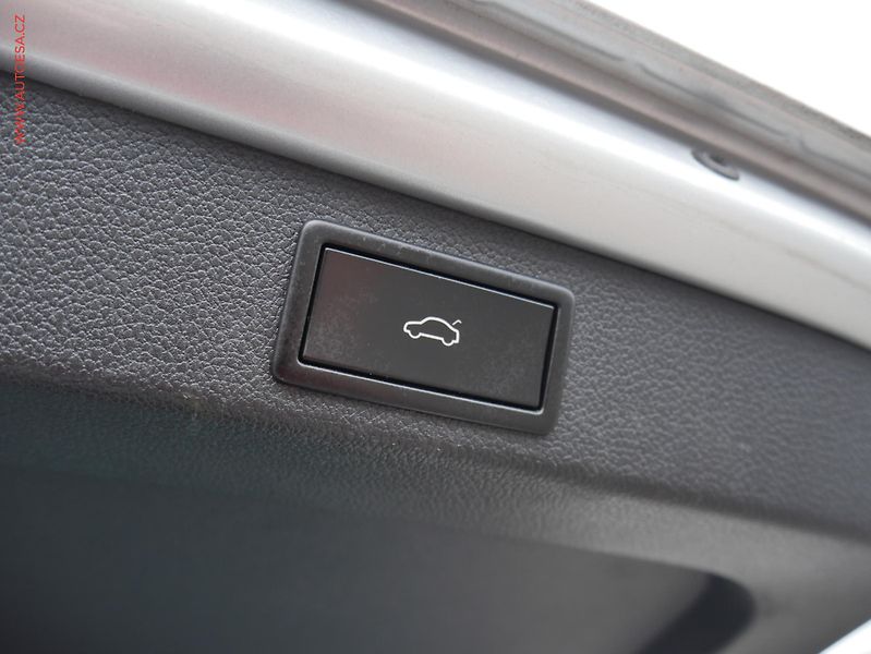 Škoda Superb (2020) 2.0 TDi, Ambition, LED, navi - fotka 23 z 23