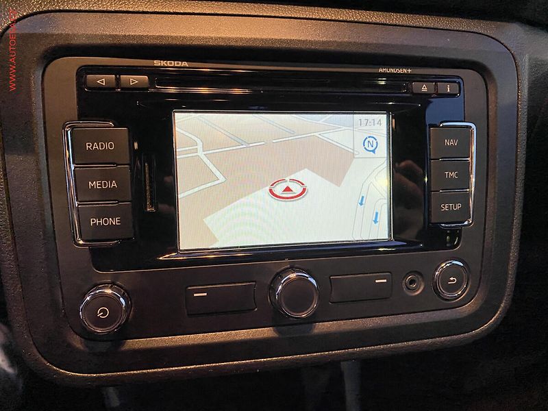 Škoda Fabia (2013) 1.2 TSi, Monte Carlo, navi, - fotka 16 z 18